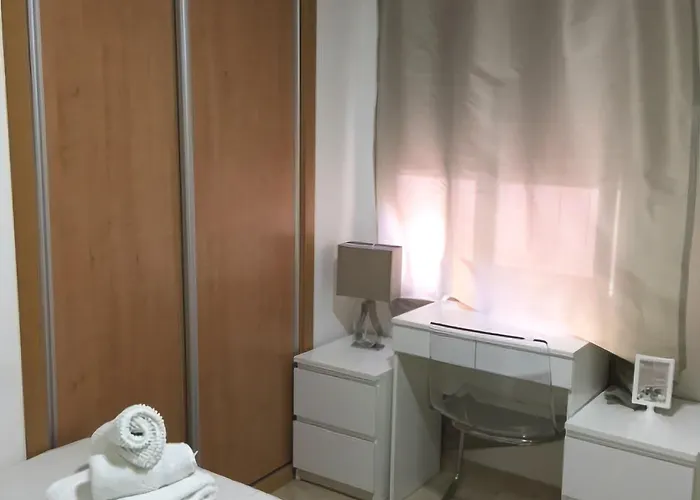 Alemania Oda ve Kahvaltı Alicante
